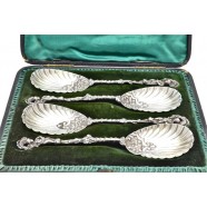 ANTIQUE SILVER BERRY SPOONS